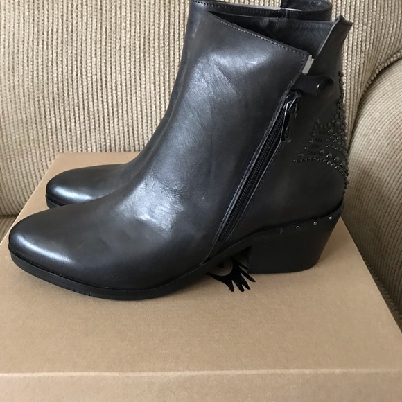 FREEBIRD LUCY STUDDED GREY BOOTIE - Picture 5 of 14